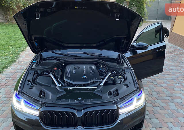 Черный БМВ 5 Серия, объемом двигателя 3 л и пробегом 37 тыс. км за 38888 $, фото 69 на Automoto.ua