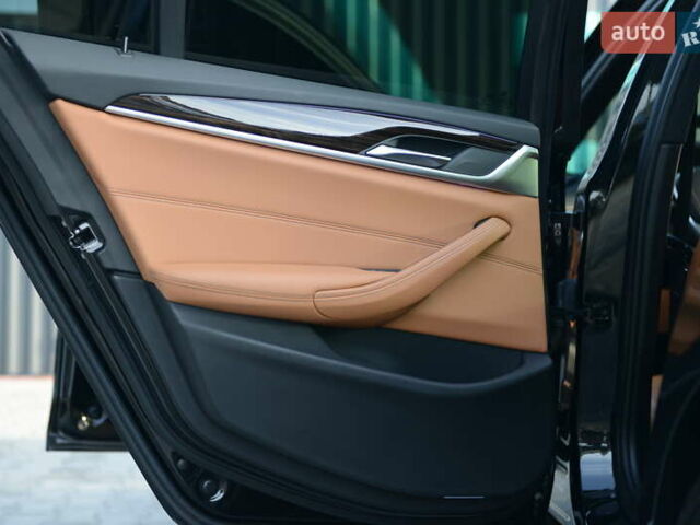 Черный БМВ 5 Серия, объемом двигателя 3 л и пробегом 73 тыс. км за 41500 $, фото 34 на Automoto.ua