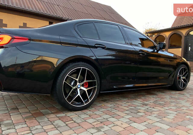 Черный БМВ 5 Серия, объемом двигателя 3 л и пробегом 37 тыс. км за 38888 $, фото 25 на Automoto.ua