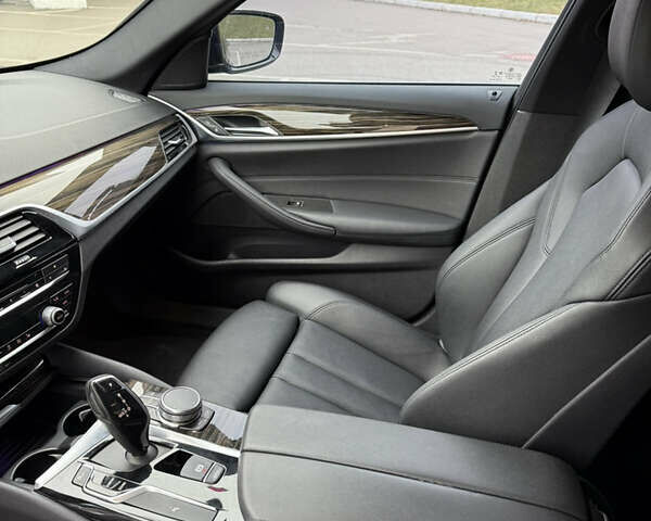 Черный БМВ 5 Серия, объемом двигателя 2 л и пробегом 145 тыс. км за 24900 $, фото 12 на Automoto.ua