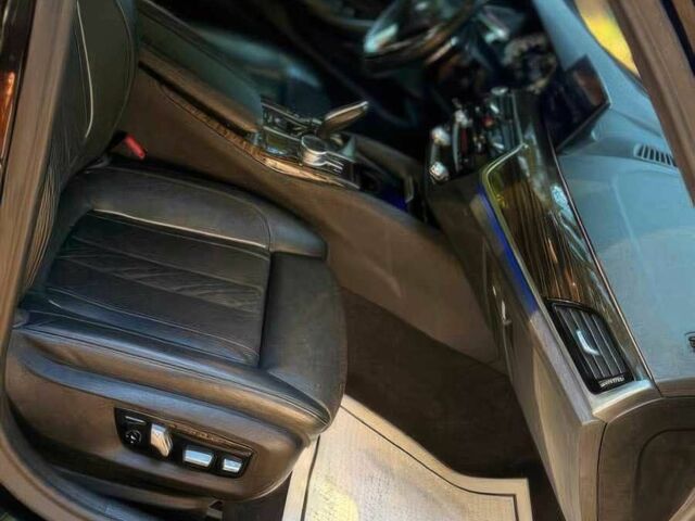 Черный БМВ 5 Серия, объемом двигателя 3 л и пробегом 36 тыс. км за 10200 $, фото 8 на Automoto.ua