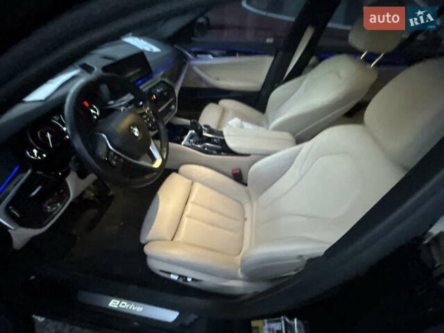 Черный БМВ 5 Серия, объемом двигателя 2 л и пробегом 105 тыс. км за 21800 $, фото 14 на Automoto.ua