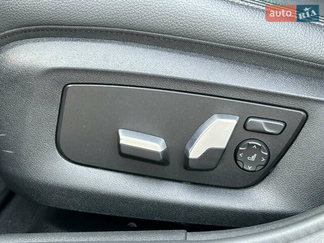 Черный БМВ 5 Серия, объемом двигателя 3 л и пробегом 49 тыс. км за 39999 $, фото 31 на Automoto.ua