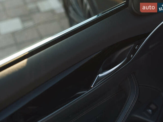 Черный БМВ 5 Серия, объемом двигателя 2 л и пробегом 155 тыс. км за 37500 $, фото 16 на Automoto.ua