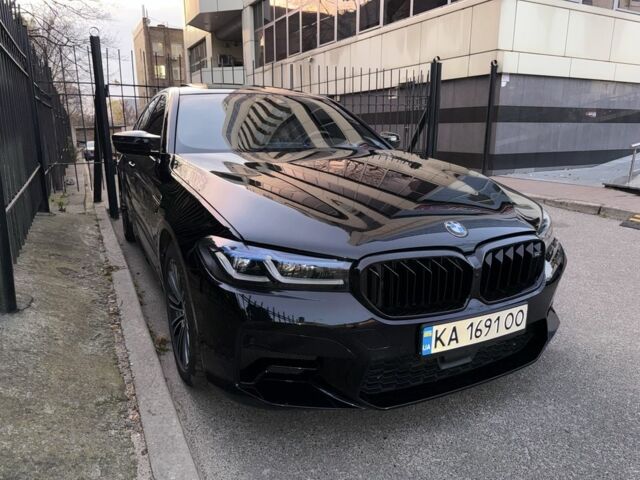 Чорний БМВ 5 Серія, об'ємом двигуна 2 л та пробігом 129 тис. км за 30000 $, фото 2 на Automoto.ua