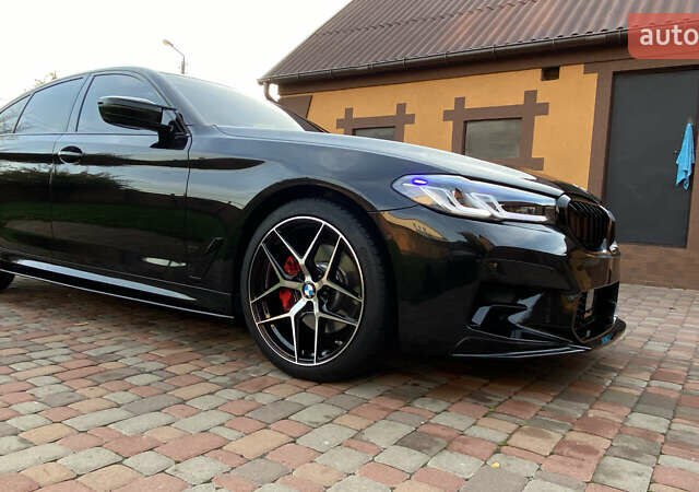 Черный БМВ 5 Серия, объемом двигателя 3 л и пробегом 37 тыс. км за 38888 $, фото 30 на Automoto.ua