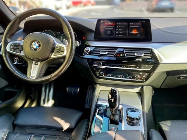 Чорний БМВ 5 Серія, об'ємом двигуна 3 л та пробігом 53 тис. км за 46500 $, фото 3 на Automoto.ua