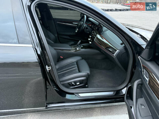 Черный БМВ 5 Серия, объемом двигателя 2 л и пробегом 28 тыс. км за 35000 $, фото 30 на Automoto.ua