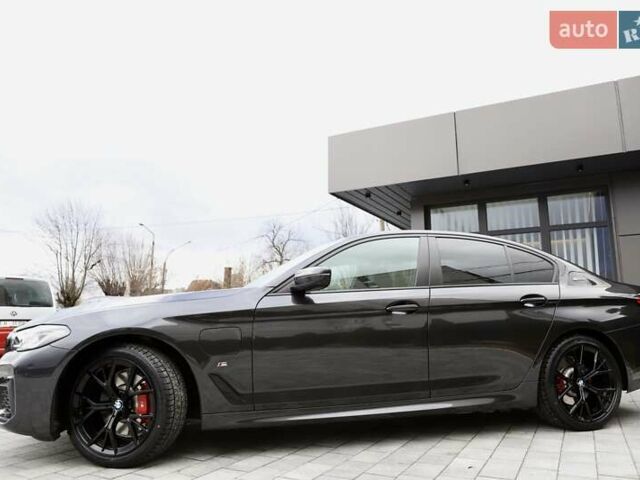 Чорний БМВ 5 Серія, об'ємом двигуна 2 л та пробігом 66 тис. км за 46899 $, фото 37 на Automoto.ua