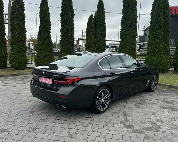 Чорний БМВ 5 Серія, об'ємом двигуна 2 л та пробігом 38 тис. км за 33900 $, фото 7 на Automoto.ua