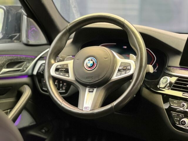 Черный БМВ 5 Серия, объемом двигателя 3 л и пробегом 65 тыс. км за 43000 $, фото 11 на Automoto.ua