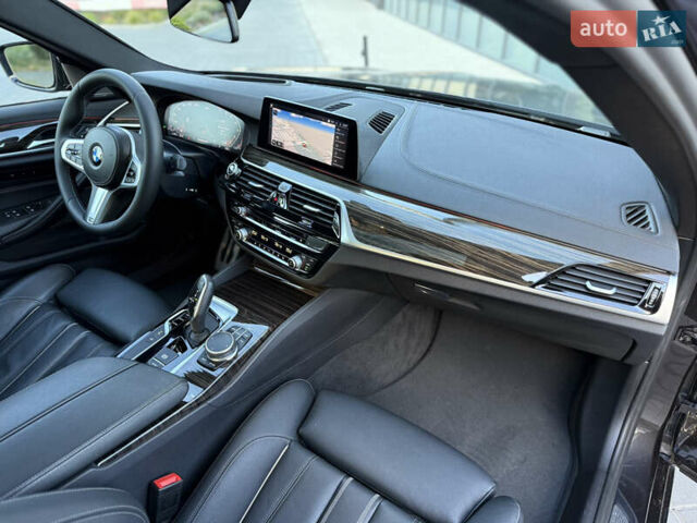 Черный БМВ 5 Серия, объемом двигателя 3 л и пробегом 54 тыс. км за 44900 $, фото 77 на Automoto.ua