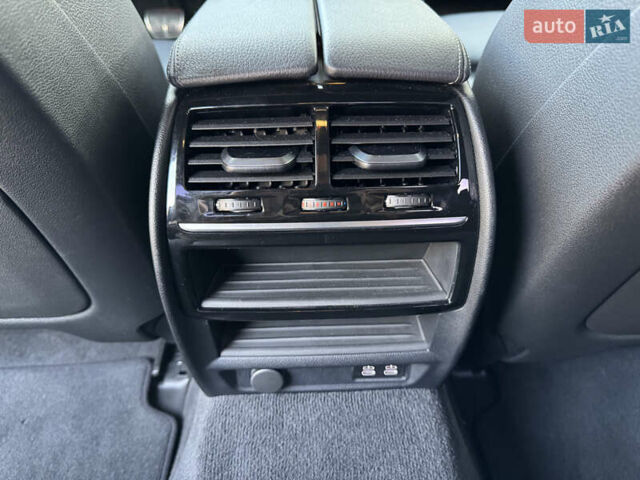 Чорний БМВ 5 Серія, об'ємом двигуна 3 л та пробігом 70 тис. км за 48000 $, фото 17 на Automoto.ua