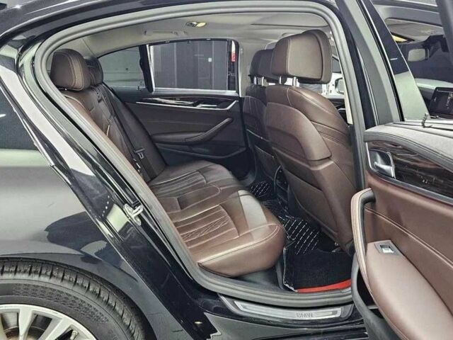 Черный БМВ 5 Серия, объемом двигателя 2 л и пробегом 65 тыс. км за 23500 $, фото 11 на Automoto.ua