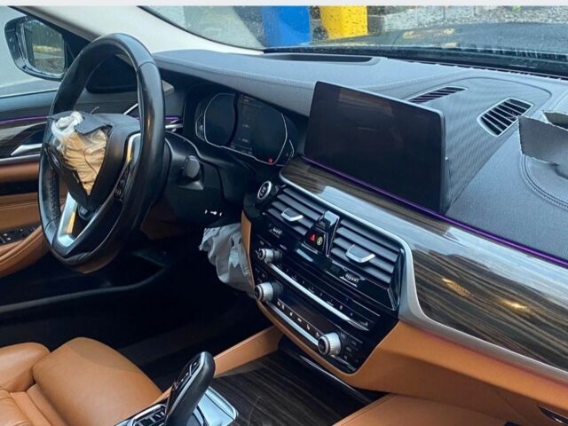 Черный БМВ 5 Серия, объемом двигателя 2 л и пробегом 202 тыс. км за 16019 $, фото 9 на Automoto.ua