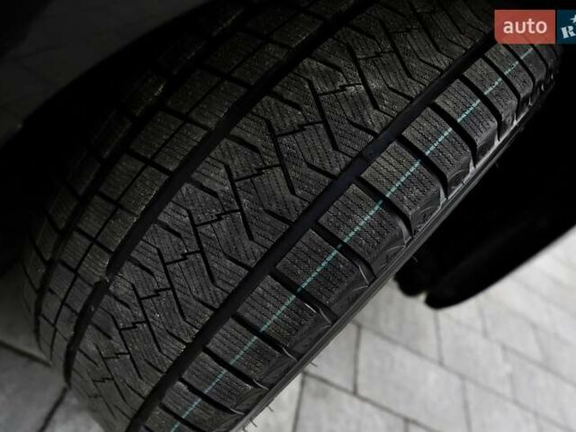 Чорний БМВ 5 Серія, об'ємом двигуна 2 л та пробігом 66 тис. км за 46899 $, фото 76 на Automoto.ua