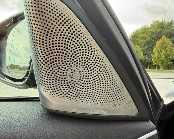 Чорний БМВ 5 Серія, об'ємом двигуна 2.99 л та пробігом 196 тис. км за 47000 $, фото 11 на Automoto.ua