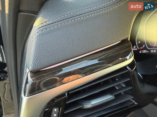 Черный БМВ 5 Серия, объемом двигателя 2.99 л и пробегом 110 тыс. км за 49999 $, фото 19 на Automoto.ua