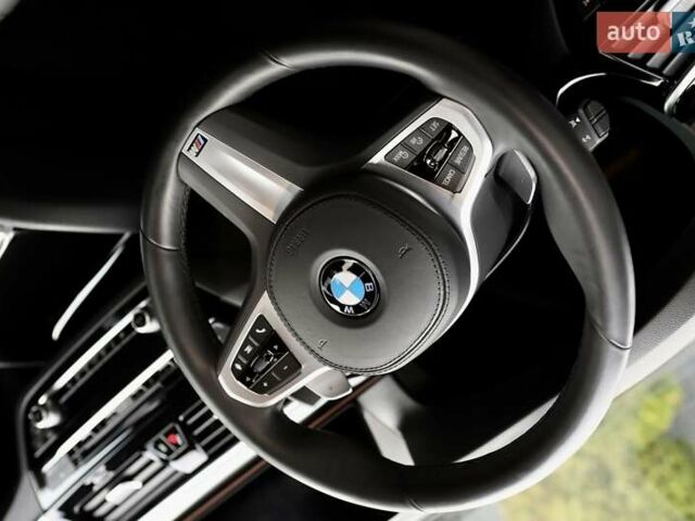 Чорний БМВ 5 Серія, об'ємом двигуна 2 л та пробігом 66 тис. км за 46899 $, фото 148 на Automoto.ua