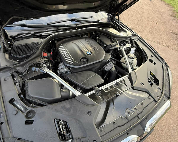 Черный БМВ 5 Серия, объемом двигателя 2 л и пробегом 260 тыс. км за 29850 $, фото 22 на Automoto.ua