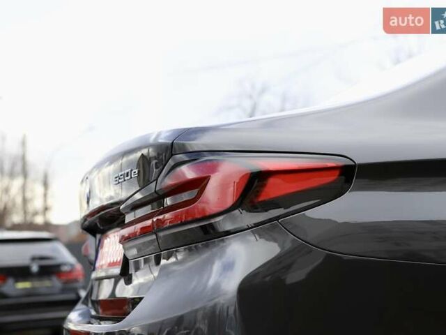 Чорний БМВ 5 Серія, об'ємом двигуна 2 л та пробігом 66 тис. км за 46899 $, фото 88 на Automoto.ua