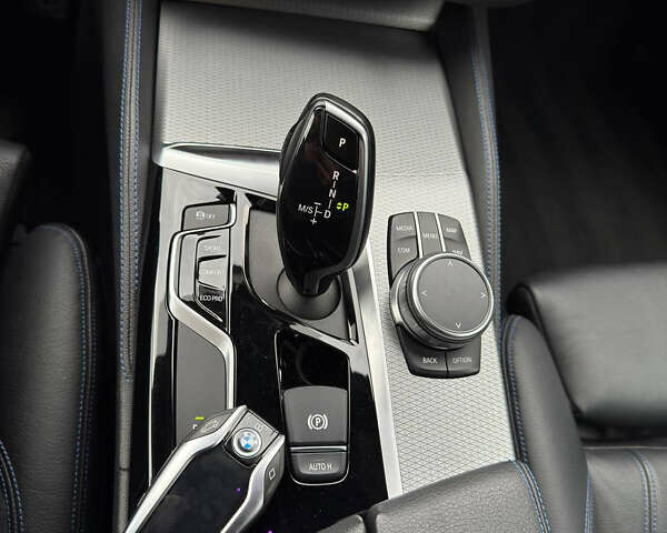 Черный БМВ 5 Серия, объемом двигателя 2.99 л и пробегом 131 тыс. км за 40999 $, фото 14 на Automoto.ua