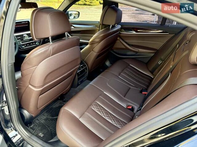 БМВ 5 Серия 2020 в Днепре (Днепропетровске) на Automoto.ua Черный БМВ 5 Серия, объемом двигателя 2 л и пробегом 53 тыс. км за 37900 $, фото 20 на Automoto.ua
