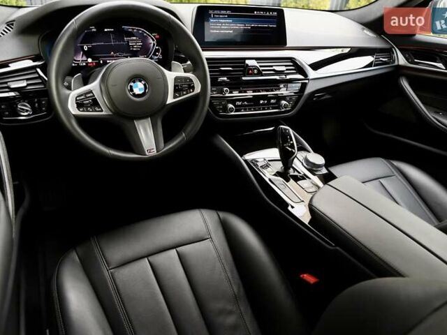 Чорний БМВ 5 Серія, об'ємом двигуна 2 л та пробігом 66 тис. км за 46899 $, фото 150 на Automoto.ua