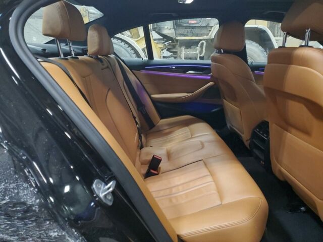 Чорний БМВ 5 Серія, об'ємом двигуна 3 л та пробігом 109 тис. км за 33500 $, фото 9 на Automoto.ua