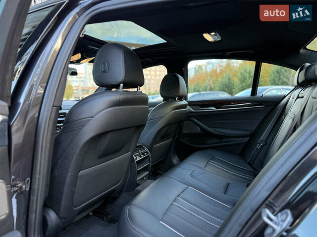 Черный БМВ 5 Серия, объемом двигателя 3 л и пробегом 54 тыс. км за 44900 $, фото 64 на Automoto.ua