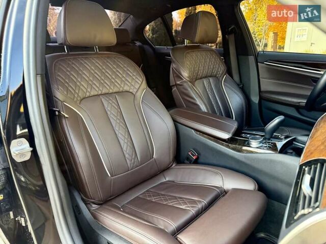 БМВ 5 Серия 2020 в Днепре (Днепропетровске) на Automoto.ua Черный БМВ 5 Серия, объемом двигателя 2 л и пробегом 53 тыс. км за 37900 $, фото 28 на Automoto.ua