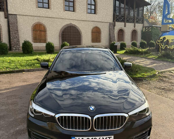 Черный БМВ 5 Серия, объемом двигателя 2 л и пробегом 260 тыс. км за 29850 $, фото 10 на Automoto.ua