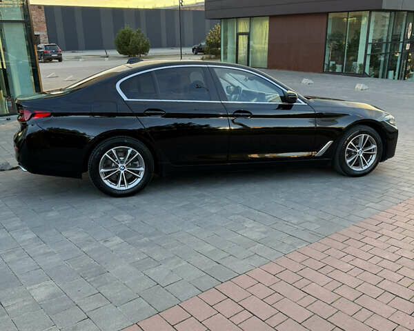Чорний БМВ 5 Серія, об'ємом двигуна 2 л та пробігом 117 тис. км за 35500 $, фото 12 на Automoto.ua
