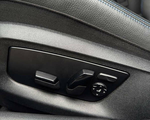 Черный БМВ 5 Серия, объемом двигателя 2.99 л и пробегом 131 тыс. км за 40999 $, фото 19 на Automoto.ua