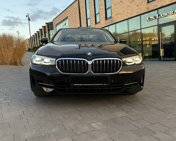 Черный БМВ 5 Серия, объемом двигателя 2 л и пробегом 117 тыс. км за 37900 $, фото 19 на Automoto.ua