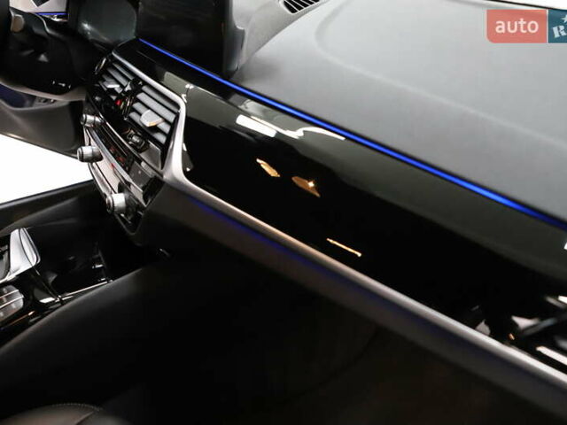 Черный БМВ 5 Серия, объемом двигателя 2 л и пробегом 65 тыс. км за 48999 $, фото 128 на Automoto.ua