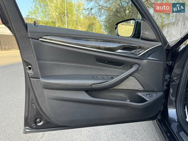 Чорний БМВ 5 Серія, об'ємом двигуна 3 л та пробігом 70 тис. км за 48000 $, фото 12 на Automoto.ua