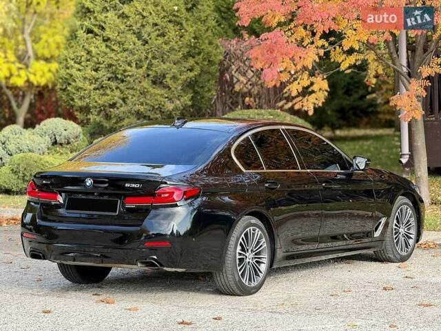 БМВ 5 Серия 2020 в Днепре (Днепропетровске) на Automoto.ua Черный БМВ 5 Серия, объемом двигателя 2 л и пробегом 53 тыс. км за 37900 $, фото 5 на Automoto.ua