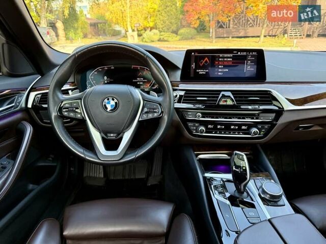 БМВ 5 Серия 2020 в Днепре (Днепропетровске) на Automoto.ua Черный БМВ 5 Серия, объемом двигателя 2 л и пробегом 53 тыс. км за 37900 $, фото 30 на Automoto.ua
