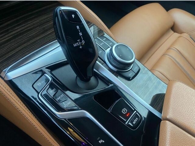 Черный БМВ 5 Серия, объемом двигателя 2 л и пробегом 202 тыс. км за 16019 $, фото 12 на Automoto.ua