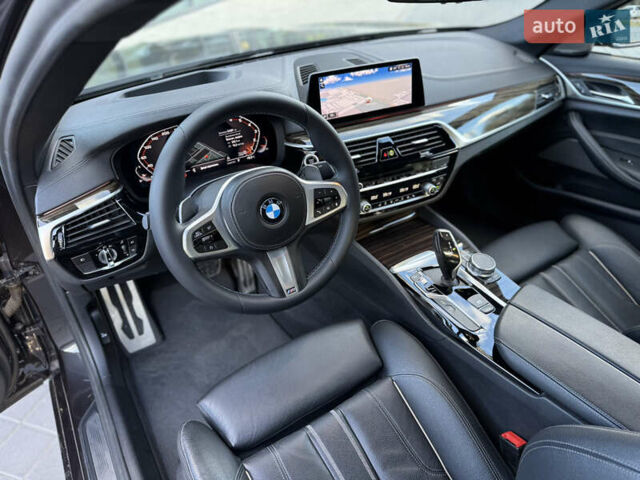 Черный БМВ 5 Серия, объемом двигателя 3 л и пробегом 54 тыс. км за 44900 $, фото 37 на Automoto.ua