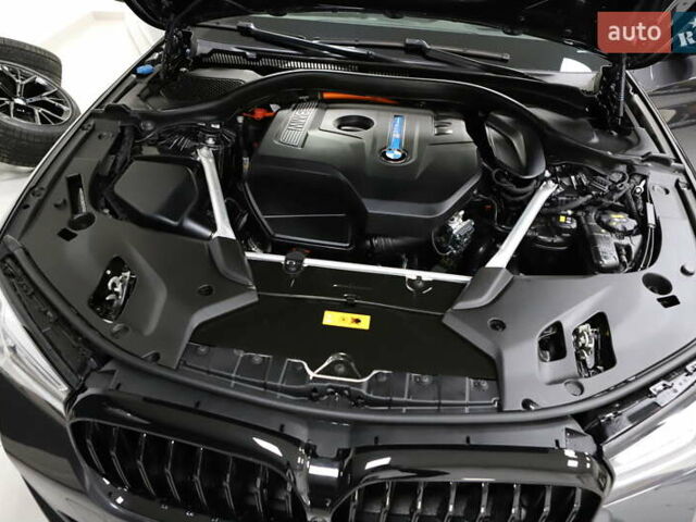 Черный БМВ 5 Серия, объемом двигателя 2 л и пробегом 65 тыс. км за 48999 $, фото 130 на Automoto.ua