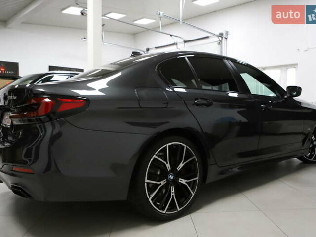 Черный БМВ 5 Серия, объемом двигателя 2 л и пробегом 65 тыс. км за 48999 $, фото 2 на Automoto.ua