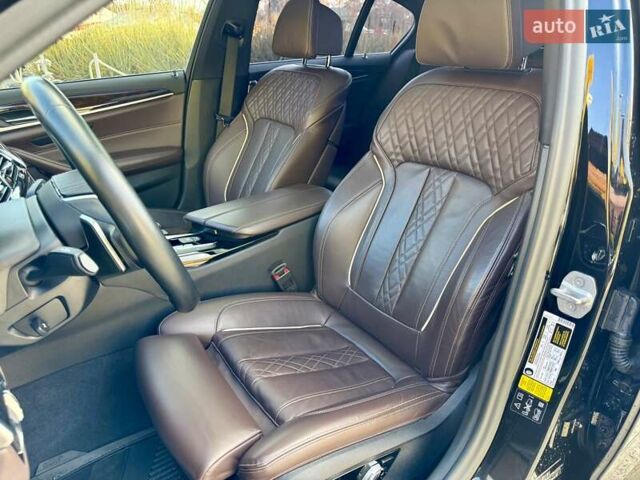 БМВ 5 Серия 2020 в Днепре (Днепропетровске) на Automoto.ua Черный БМВ 5 Серия, объемом двигателя 2 л и пробегом 53 тыс. км за 37900 $, фото 17 на Automoto.ua