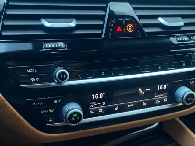 Черный БМВ 5 Серия, объемом двигателя 2 л и пробегом 202 тыс. км за 16019 $, фото 10 на Automoto.ua