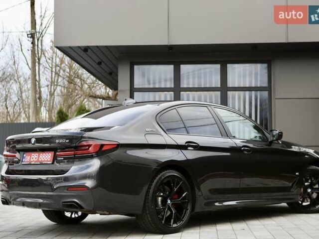 Чорний БМВ 5 Серія, об'ємом двигуна 2 л та пробігом 66 тис. км за 46899 $, фото 7 на Automoto.ua