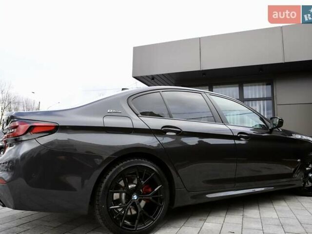 Чорний БМВ 5 Серія, об'ємом двигуна 2 л та пробігом 66 тис. км за 46899 $, фото 87 на Automoto.ua