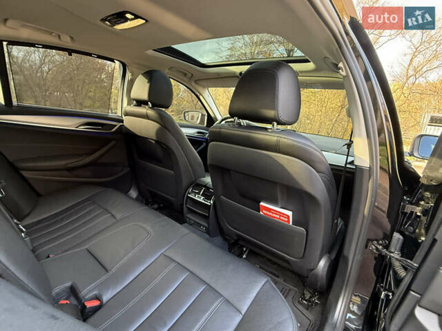 Черный БМВ 5 Серия, объемом двигателя 2 л и пробегом 260 тыс. км за 29850 $, фото 24 на Automoto.ua