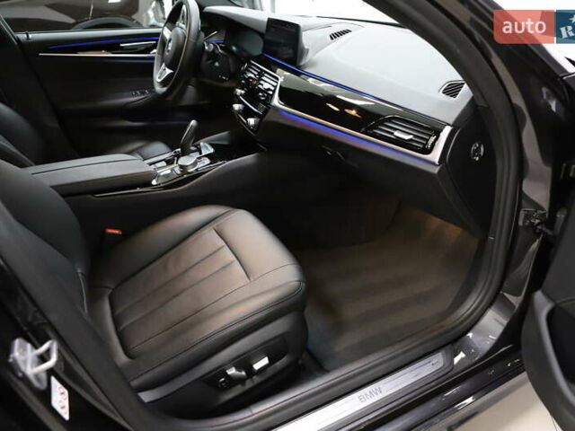 Черный БМВ 5 Серия, объемом двигателя 2 л и пробегом 65 тыс. км за 48999 $, фото 118 на Automoto.ua