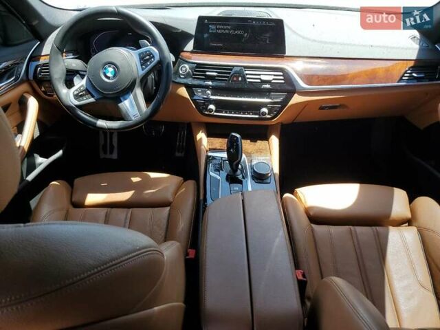 БМВ 5 Серия 2020 в Киеве на Automoto.ua Черный БМВ 5 Серия, объемом двигателя 3 л и пробегом 97 тыс. км за 13400 $, фото 7 на Automoto.ua